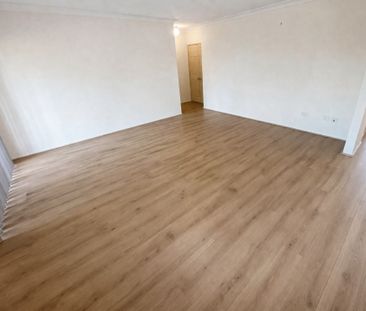 2 Bedroom Unit in Handy Location!! - Photo 6