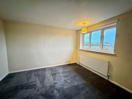 3 bedroom detached house to rent - Photo 3