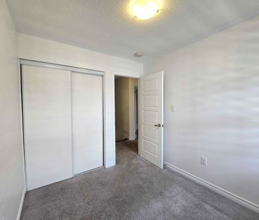 For Lease - 518 Buckeye Court, Milton, Ontario - Photo 5