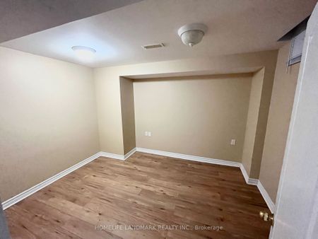 For Lease - 31 LEAMDEADOW Road, Vaughan, Ontario - Photo 4