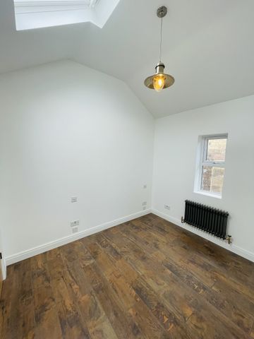 2 bed Detached Bungalow in Eldon Villas 13 Eldon Road, Walthamstow, E17 7BZ - Photo 5