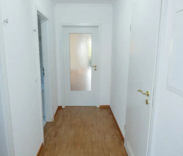 Renovierte 3-Zimmer-Wohnung mit Einbauküche in ruhiger und grüner Lage - Foto 1