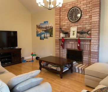 For Lease - 61 Mary Elizabeth Crescent, Markham, Ontario - Photo 3