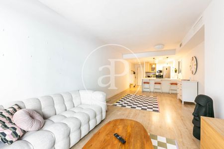 Apartment for rent in Sagrada Família - Photo 2