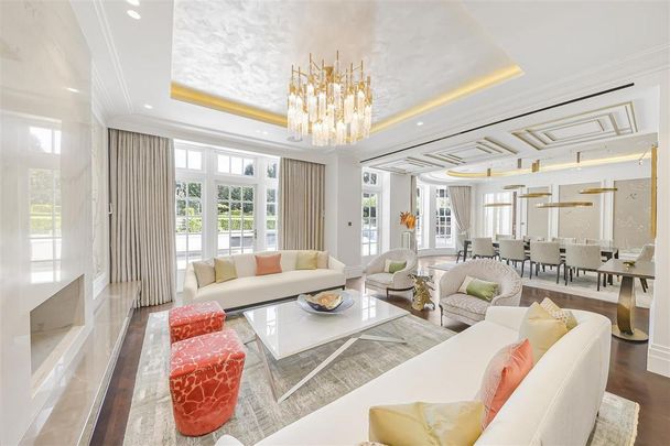 5 bedroom detached house to rent - Photo 1