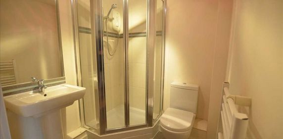 Studio to rent - Photo 2