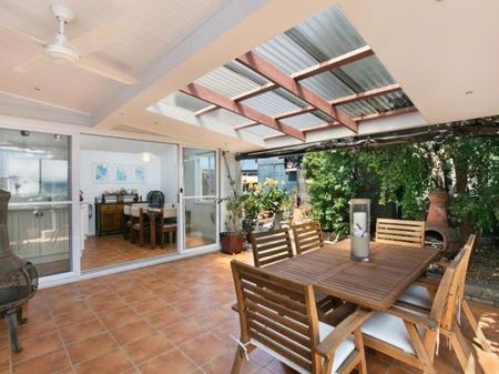 70 Barton Street, Mayfield NSW 2304 - Photo 3