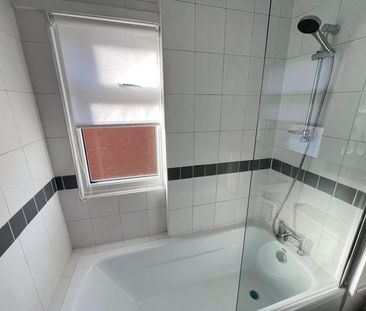 3 bedroom property to rent - Photo 6