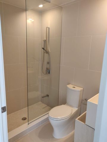 For Lease - 1 Bloor Street Unit# 2509, Toronto, Ontario - Photo 3