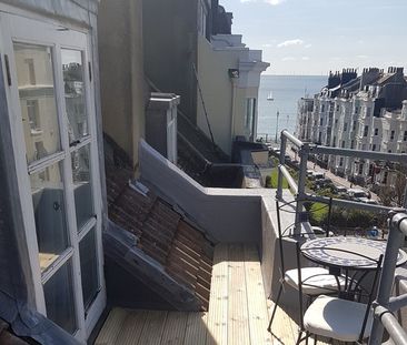 2 Bed Penthouse, Devonshire Place, BN2 - Photo 6