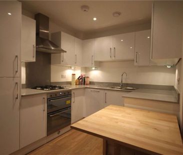 First Floor Apartment in a Central Location with Balcony - Photo 1