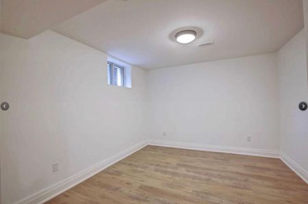 For Lease - 136 Westside Drive Unit# Lower, Oakville, Ontario - Photo 2