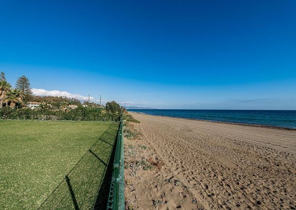 5 bedroom luxury Villa for rent in San Pedro de Alcántara, Spain