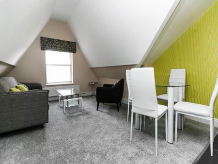 Ninian Road, Roath, Cardiff - Photo 2