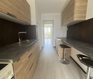 Location Appartement 3 pièces 55m² - Photo 4
