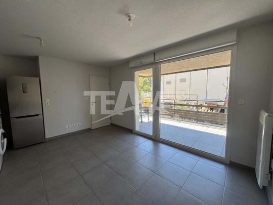 Location Appartement 2 pièces 40m² SETE 34200 - Photo 1