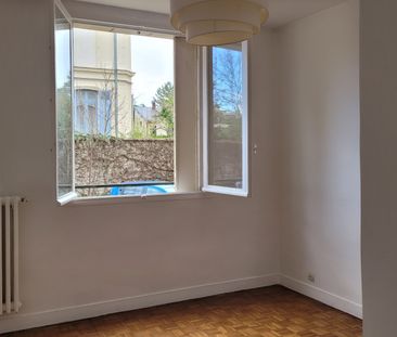 A LOUER APPARTEMENT 4/5 PIECES - Photo 2