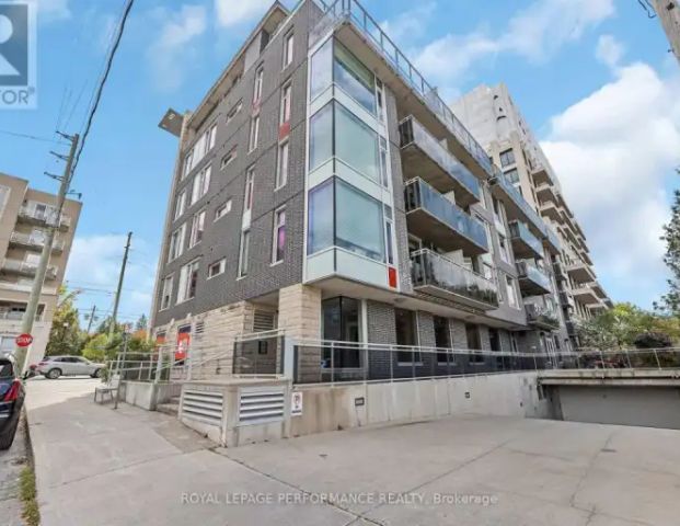 402 - 1433 WELLINGTON STREET W | 402 - 1433 WELLINGTON STREET W, Ottawa - Photo 1