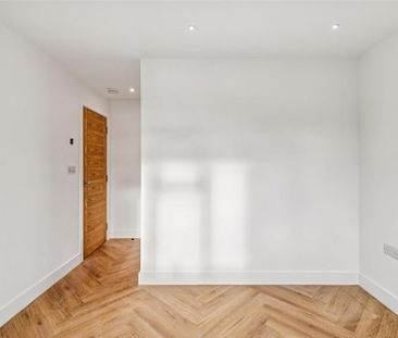 Studio to rent - Photo 6