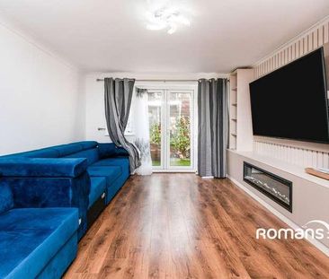 St. Benedicts Close, Aldershot, Hampshire, GU11 - Photo 2