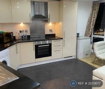 2 bedroom penthouse to rent - Photo 5