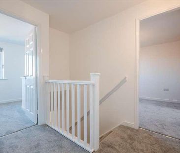Rosewood Avenue, Springfield Meadows, S44 - Photo 3