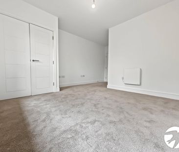 2 bedroom property to rent - Photo 4