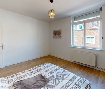 T5 meublé pour colocation Marbrerie - Photo 1