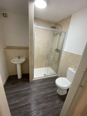 1 Bed Flat, Grange Road West, CH43 - Photo 4