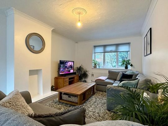 Ganels Road, Billericay - Photo 1