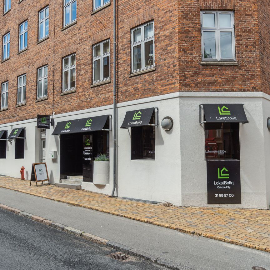Moderne og lys lejlighed - Photo 1