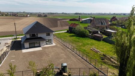 Instapklare nieuwbouwwoning met 4 slaapkamers en bureau te Kortemark - Foto 4