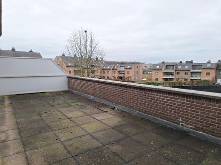 Ruim, verzorgd appartement met groot zonneterras - Photo 5