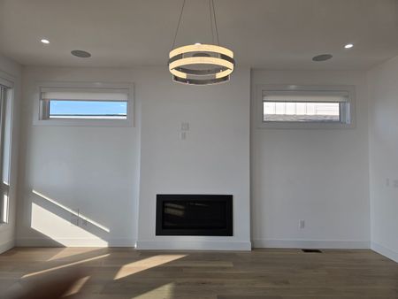 Executive 6 Bed Home in Tower Ranch - Photo 3