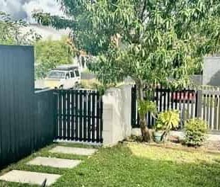 Easy Living - Photo 1