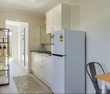 MODERN FULLY FURNISHED STUDIOS – BILLS INCLUDED - Photo 5