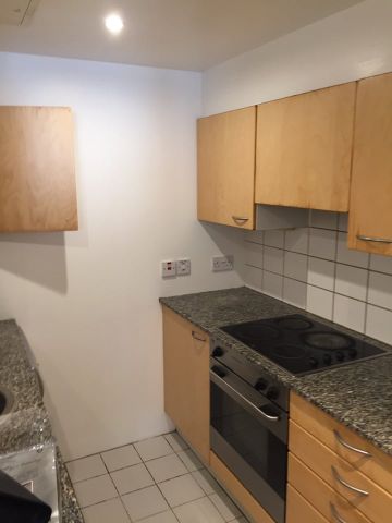 2 Bed Flat, Royal Quay, L3 - Photo 5