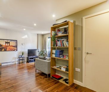 2 Bed Flat, Dalston, E8 - Photo 1
