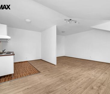 Pronájem bytu 1+kk v osobním vlastnictví 46 m², Milovice - Photo 5