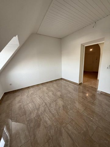 Charmante Maisonettewohnung in Leverkusen-Opladen mit Dampfsauna - Photo 5