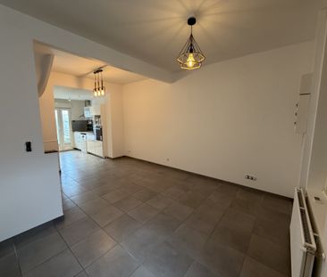 MAISON AVEC COUR QUARTIER SAINTE ANNE - Photo 3