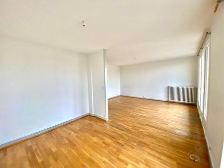 Location Appartement 3 pièces 75m² - Photo 2