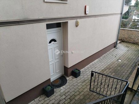 Kiadó újszerű állapotú lakás - Pécs - Fotó 3