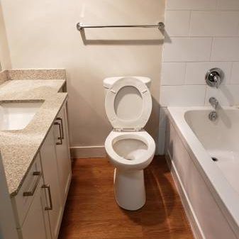 Availability 24 Hours, 1/bd, In Burnaby - Photo 3