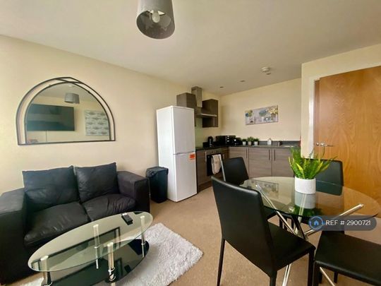 1 bedroom flat to rent - Photo 1
