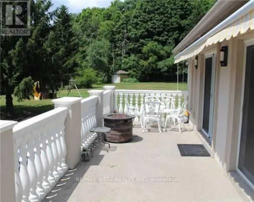 Detached Home For Lease | N9238897 - Photo 1