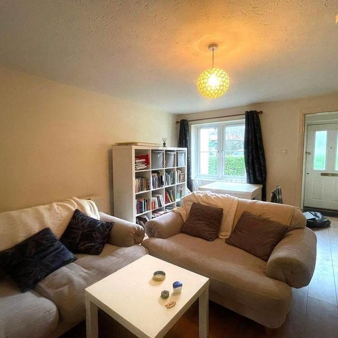 2 bedroom maisonette to rent - Photo 1