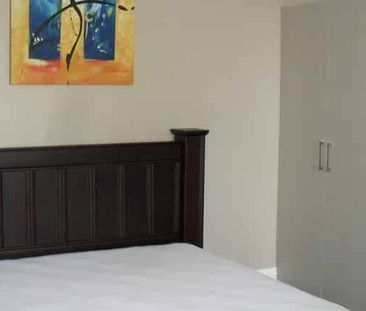 Spacious Fully Furnished Studio Room for 2025 - Photo 1