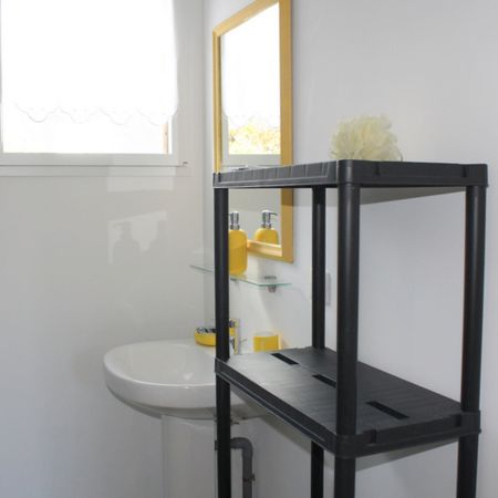 Location Appartement 1 pièce 26m² - Photo 3