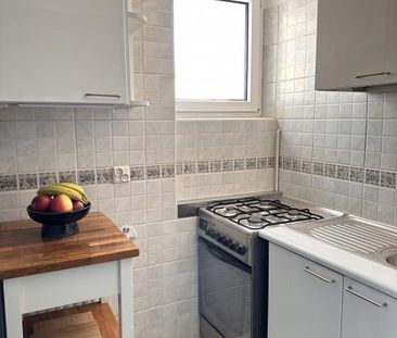 Kawalerka, Łazarz, Załęże, 1 piętro 28 m² - Photo 2
